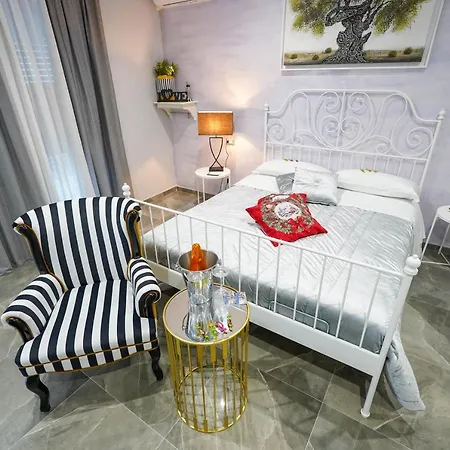 Bed & Breakfast Piedigrotta Magique Luxury 4*