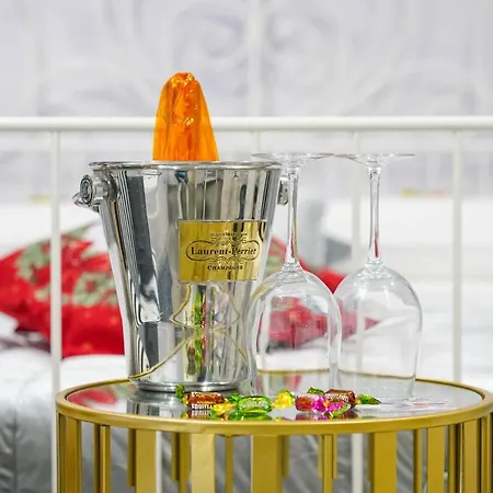 Nocleg ze śniadaniem Piedigrotta Magique Luxury 4*