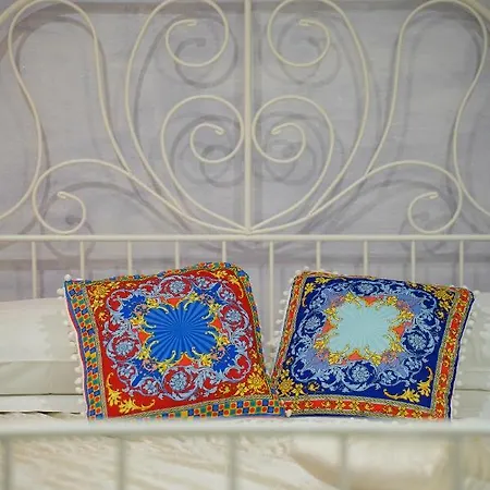 Piedigrotta Magique Luxury Bed & Breakfast 4*