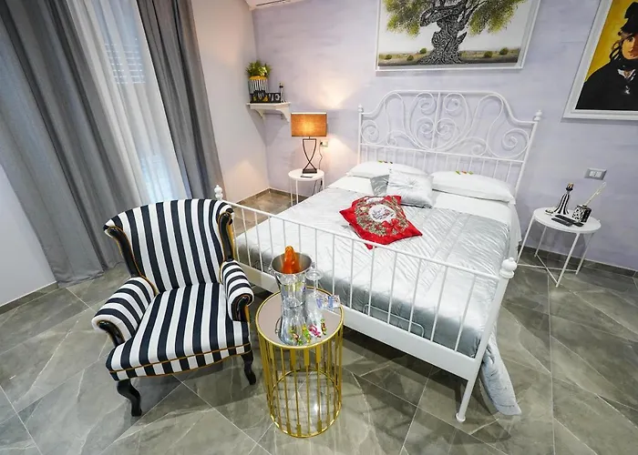 Bed & Breakfast Piedigrotta Magique Luxury 4*