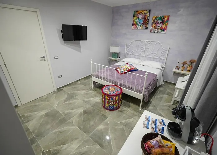 Oda ve Kahvaltı Piedigrotta Magique Luxury Pizzo (Calabria)